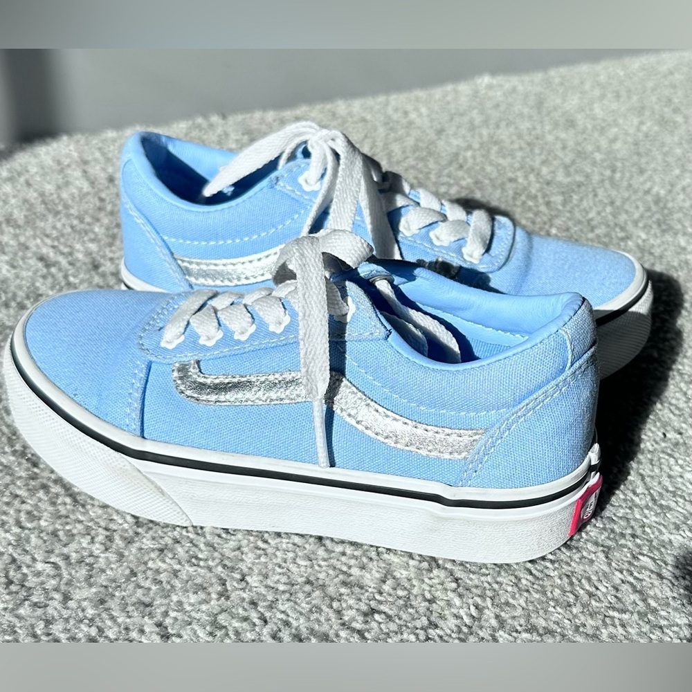 Kids Vans Kids Sky Blue and White Sneakers